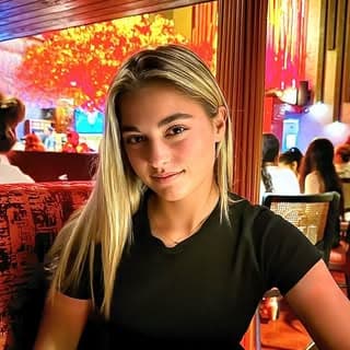 Gabby GolfGirl profile photo