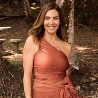 Leslie Fhima profile image