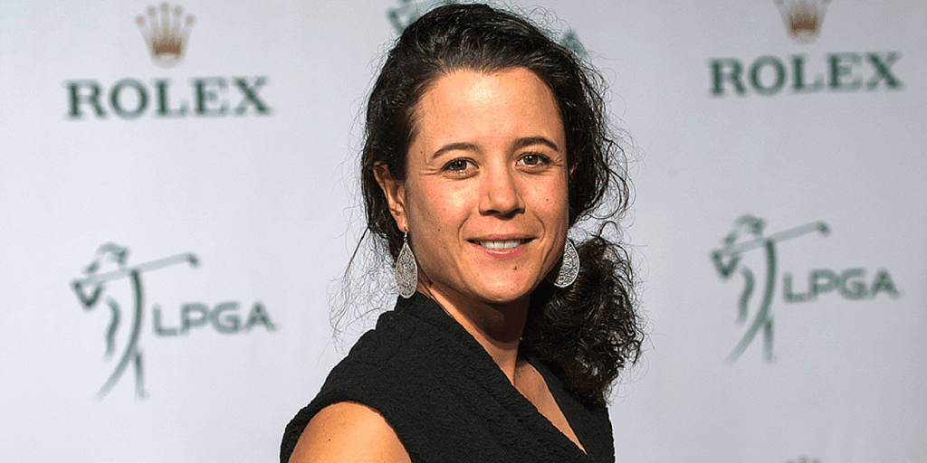 Dewi Claire Schreefel profile photo