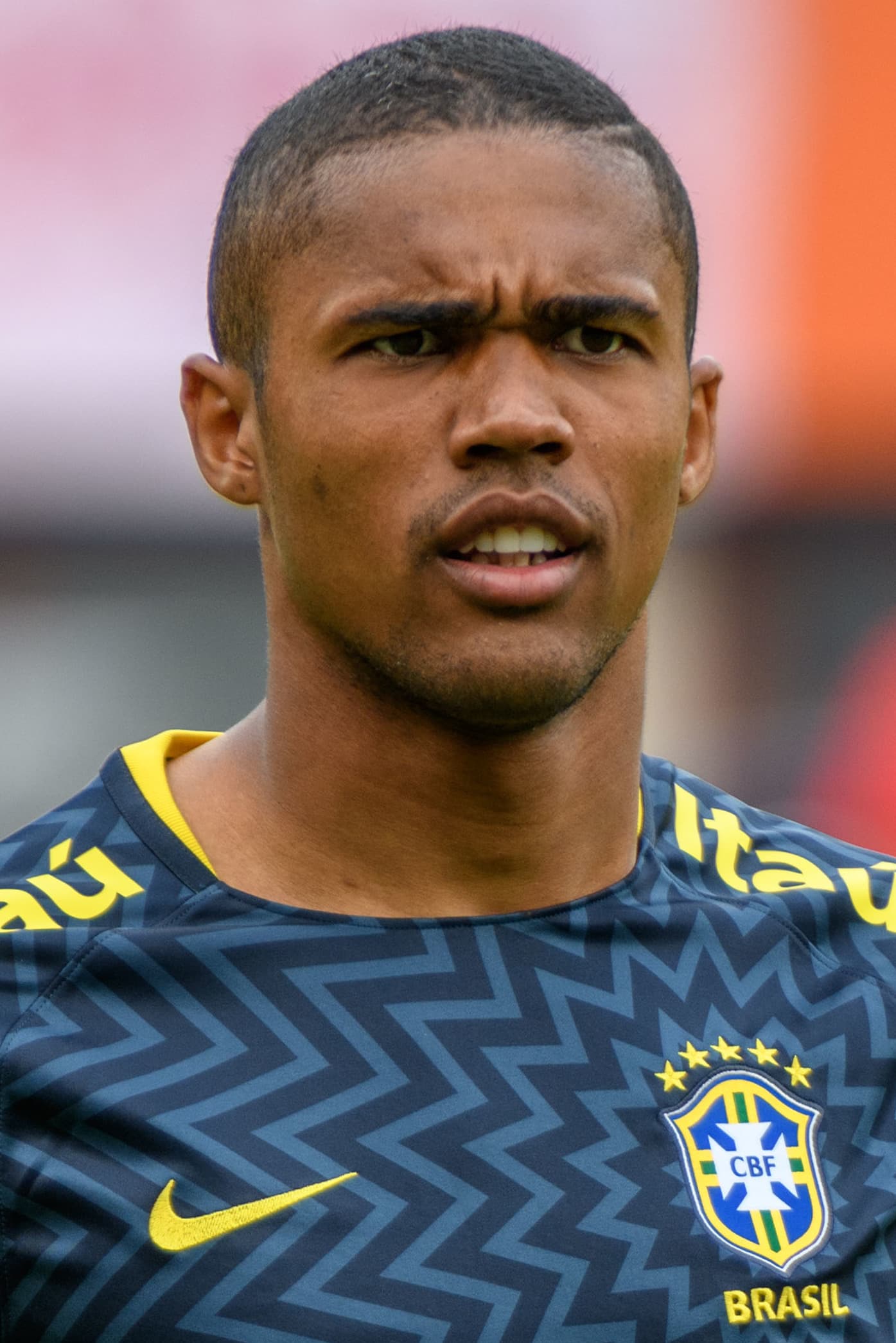 Douglas Costa profile image