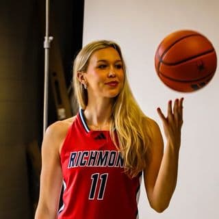 Anna Camden profile image