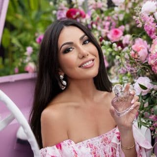 Gina Tash profile image