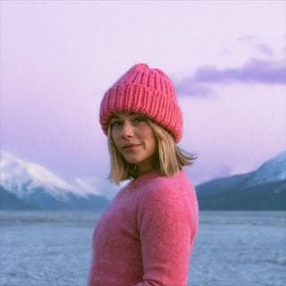 Beverly Larson profile image