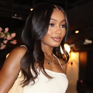 A Y A N N A A L E X I S profile image