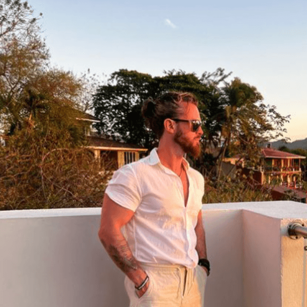 Chris Lewarne profile image