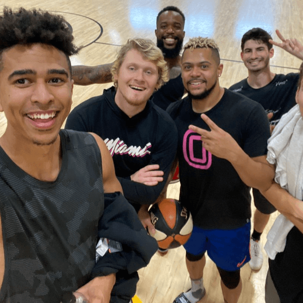 2 HYPE profile image