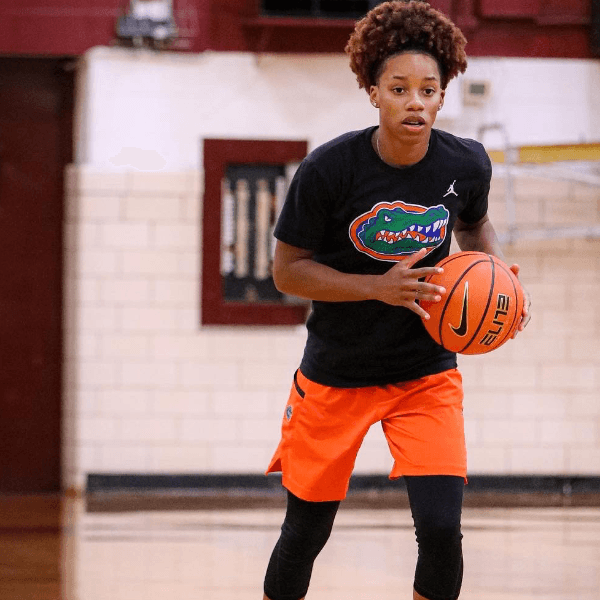 Nina Rickards profile image