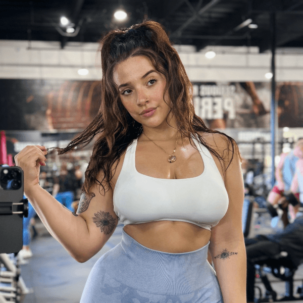 mariana campos profile image