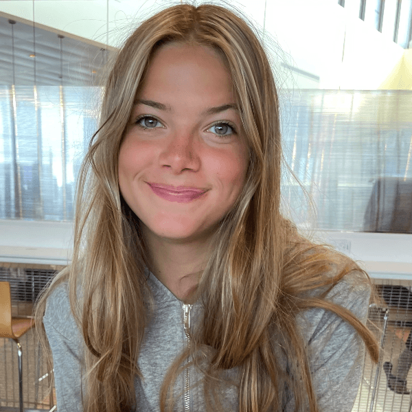 Alina Cospolich profile image