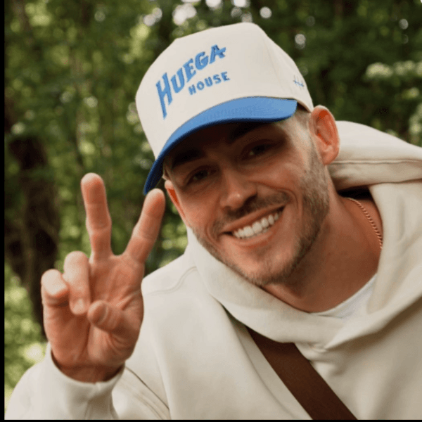 Alex Nicoll profile image