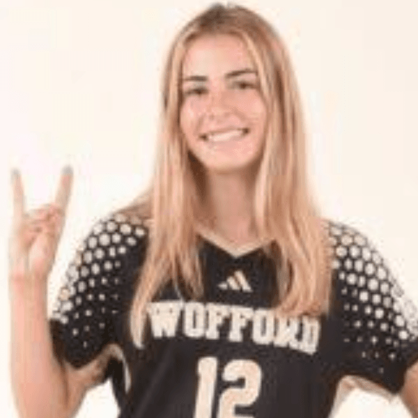 Emelia Curran profile image