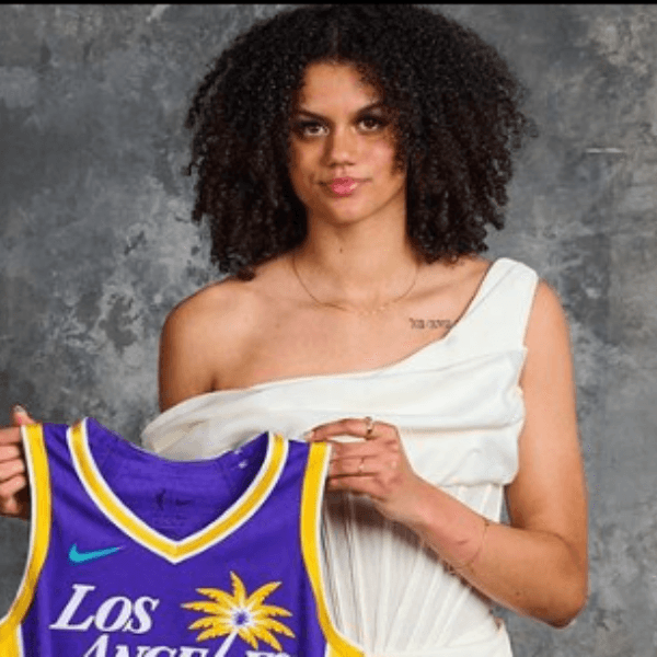 Rae Burrell profile image