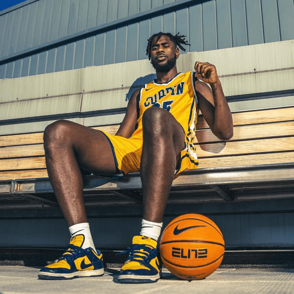 Justin Winston profile image