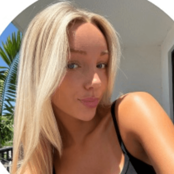 Lauren Batsch profile image