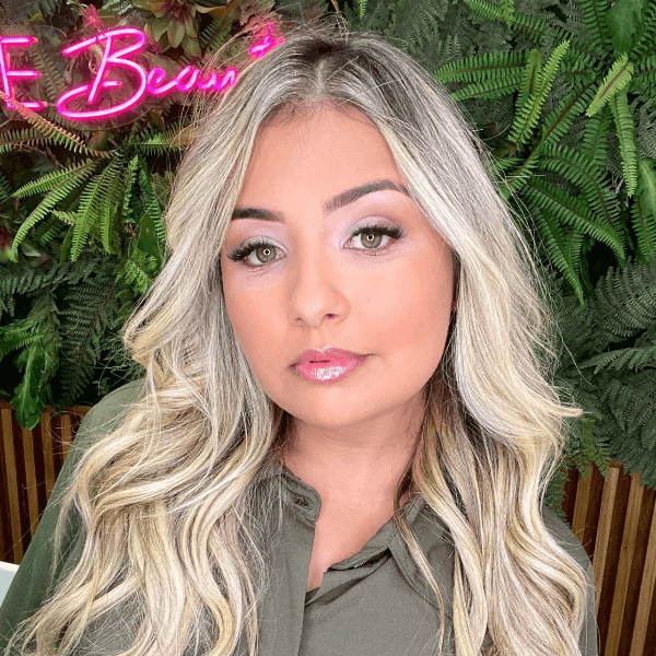 Nadyne Negreiros profile image