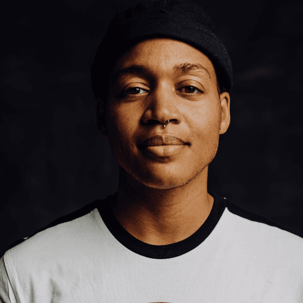 Ang Bennett profile image