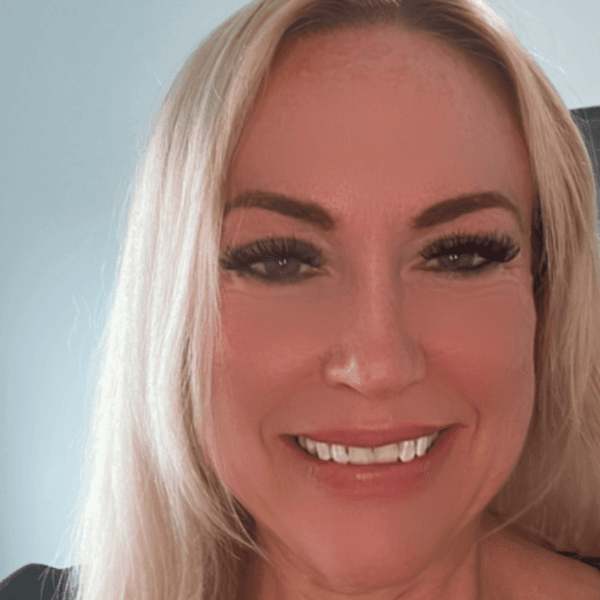 MeghanMeghsn McCurdy profile image