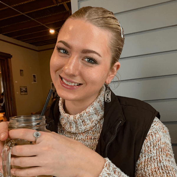 rayne thompson profile image