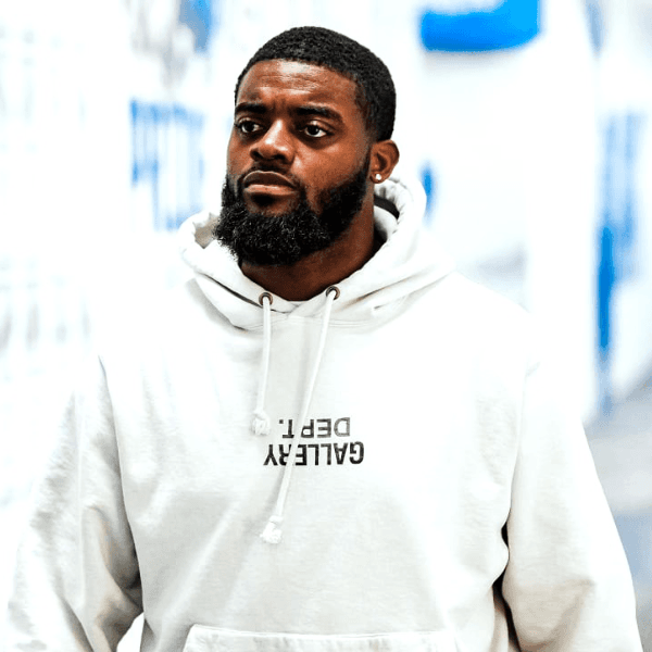 Amik Robertson profile image