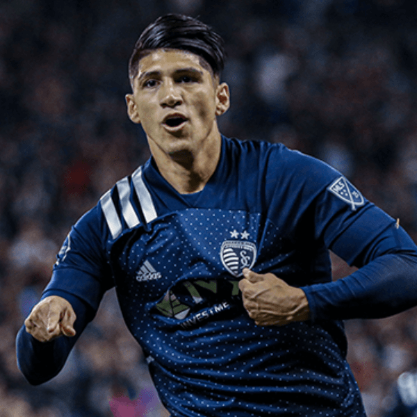 Alan Pulido profile photo