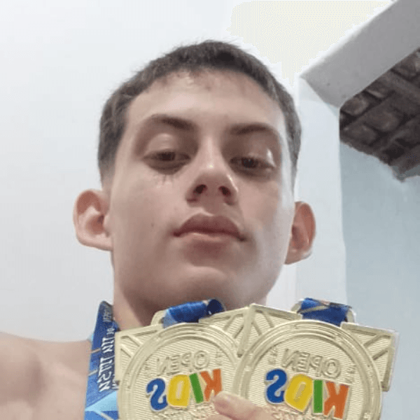 LUCAS CORTES profile image