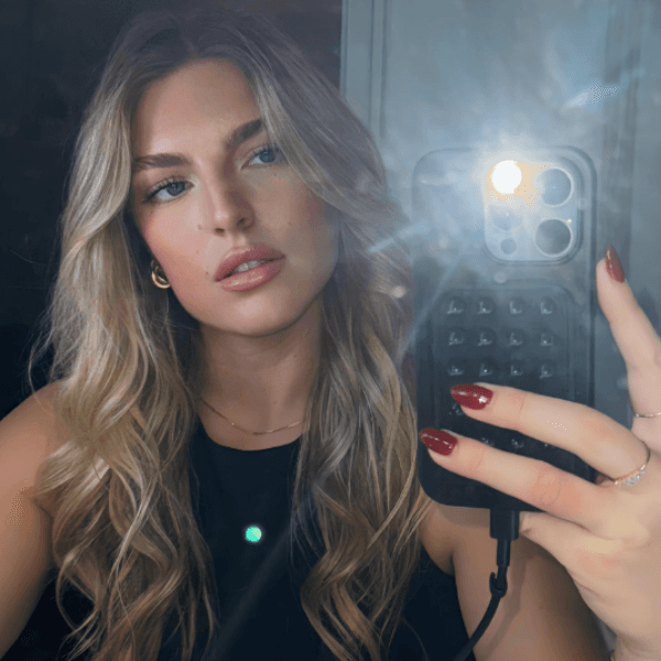 Jocelyn Kakalecik profile image