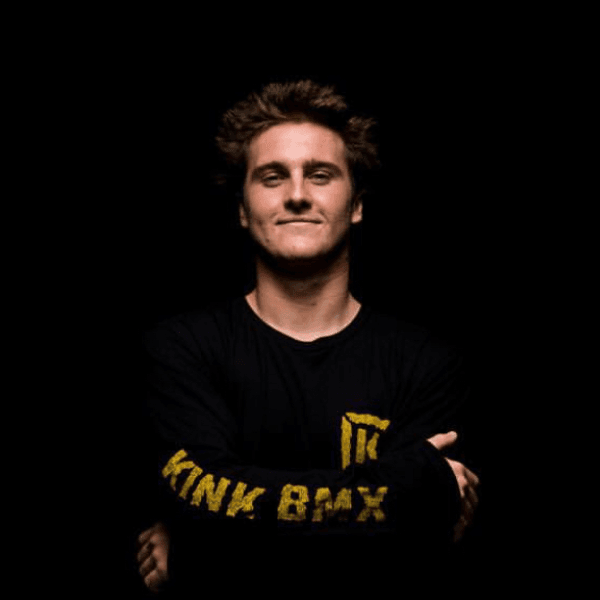 Travis Hughes profile image