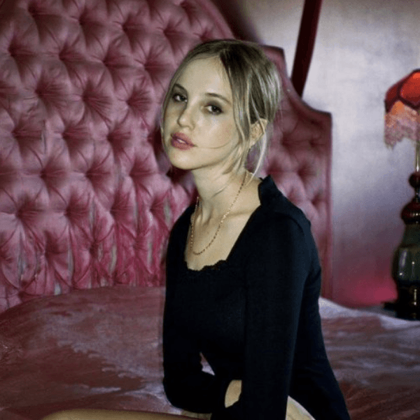 Kristiane profile image