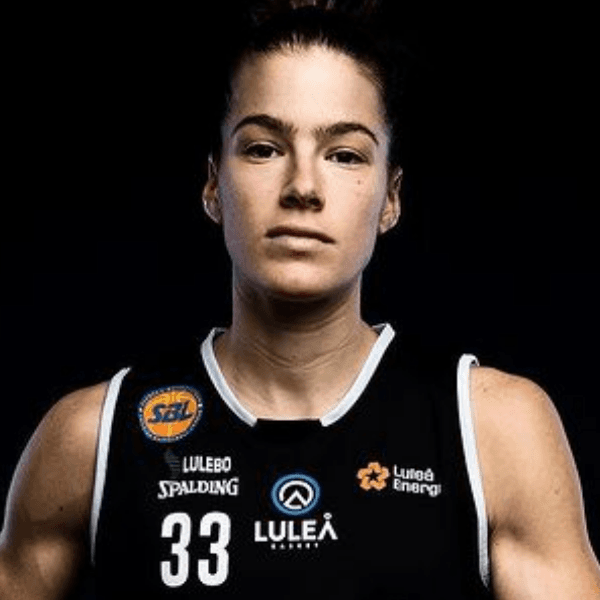 Maggie Luccas profile image