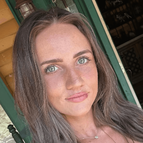 Sarah Hryniewicz profile image