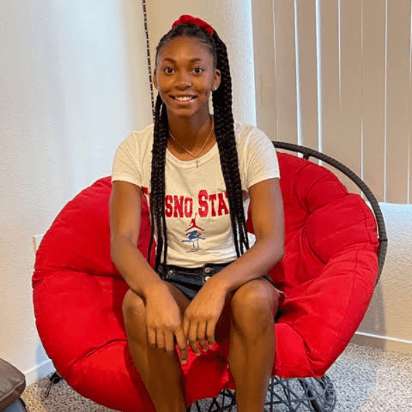 Daylee Dunn profile image