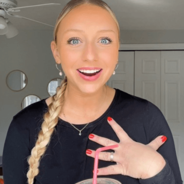 julia makris profile image