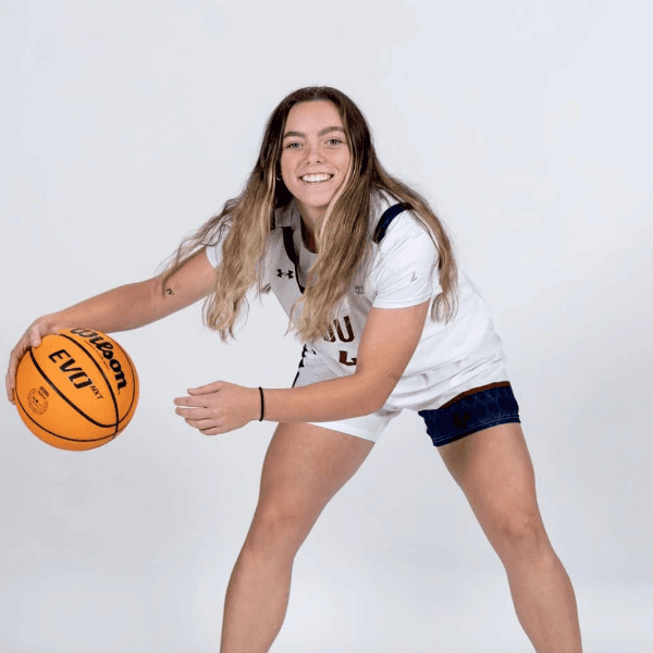 Ava Renninger profile image