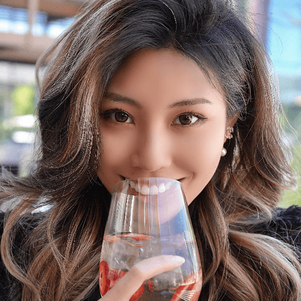 Ling Chen profile image