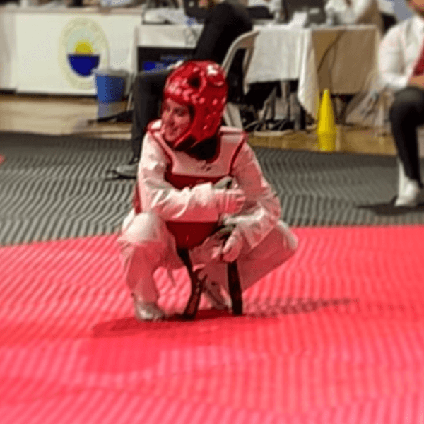 maryam alzarooni profile image