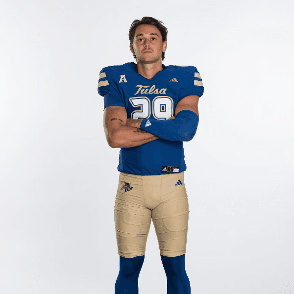 Angus Davies profile image