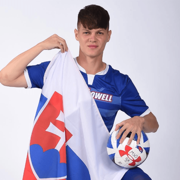 Denis Petro profile image