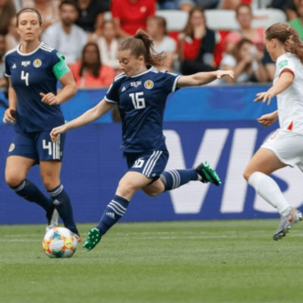 Christie Murray profile image