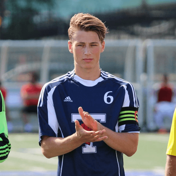 Lukas MacNaughton profile photo