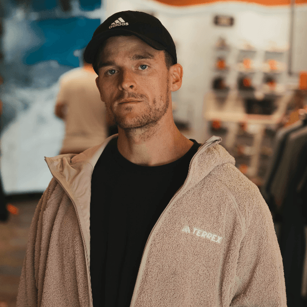 Colin Varanyak profile photo