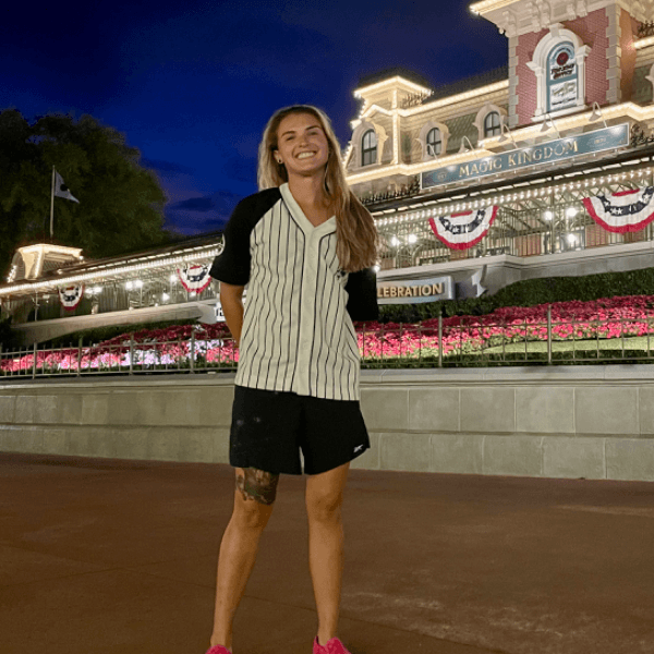 Lauren Truss profile image