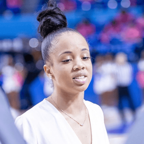 Kenia Cole profile image