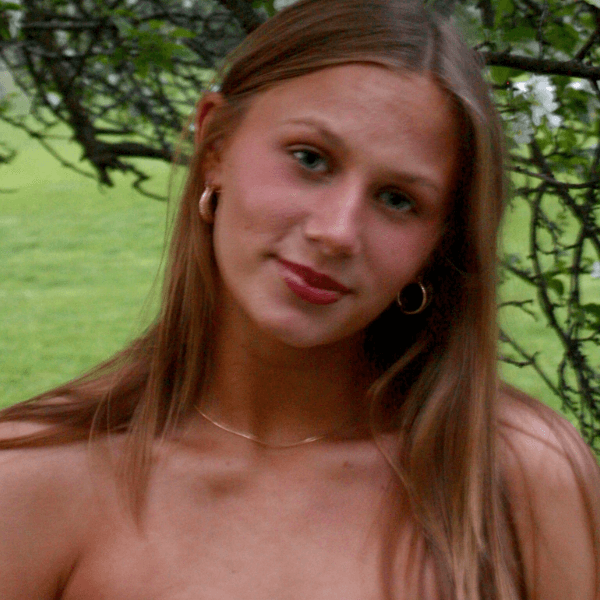 Lindsey Smolen profile image