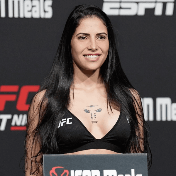 Polyana Viana profile photo