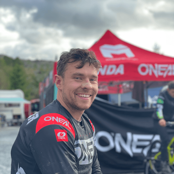 Josh Turner profile image