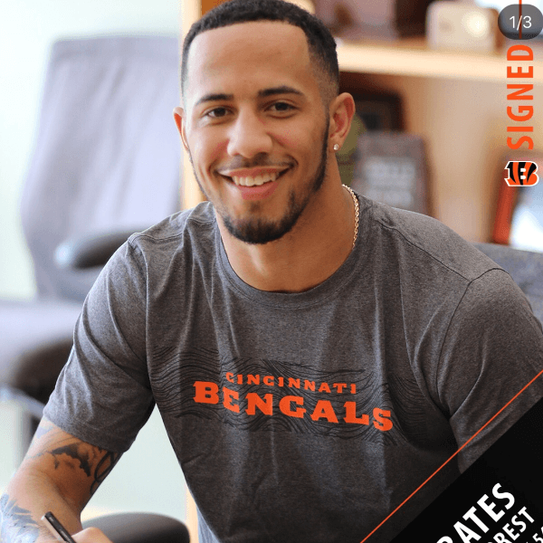 Jessie Bates profile image