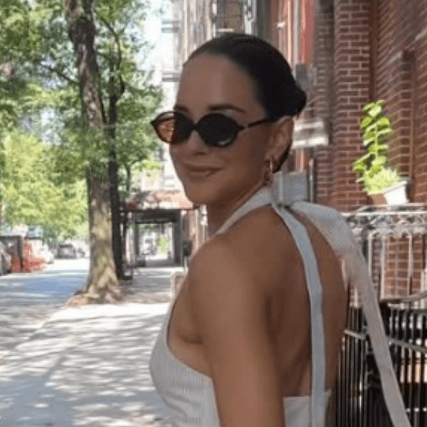 Laura Mahachek profile image