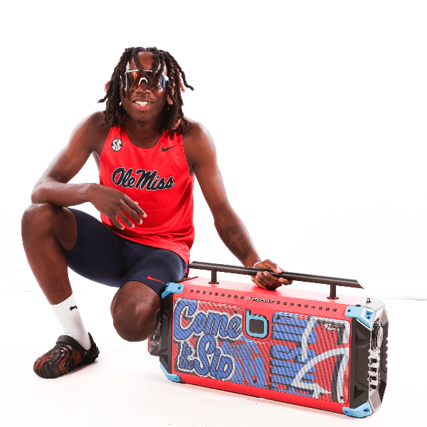 Mikoy Holmes profile image